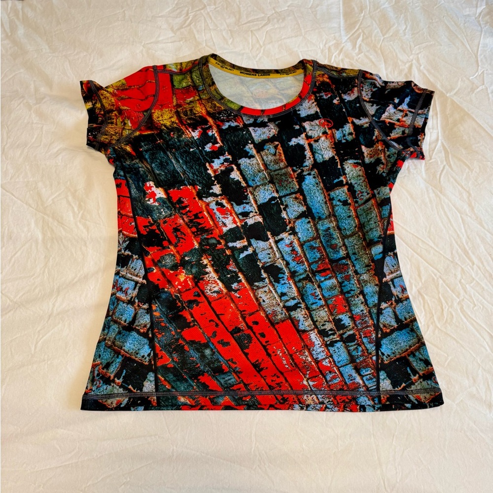 INKnBURN Women’s Brick Wall Tech Top
